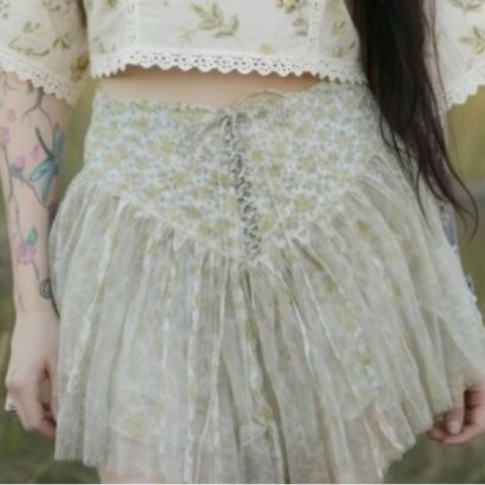 Free People Cream and Sage Floral Mini Skirt - Picture 2 of 13